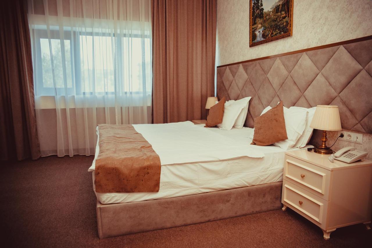 Salam Baku Hotel ภายนอก รูปภาพ