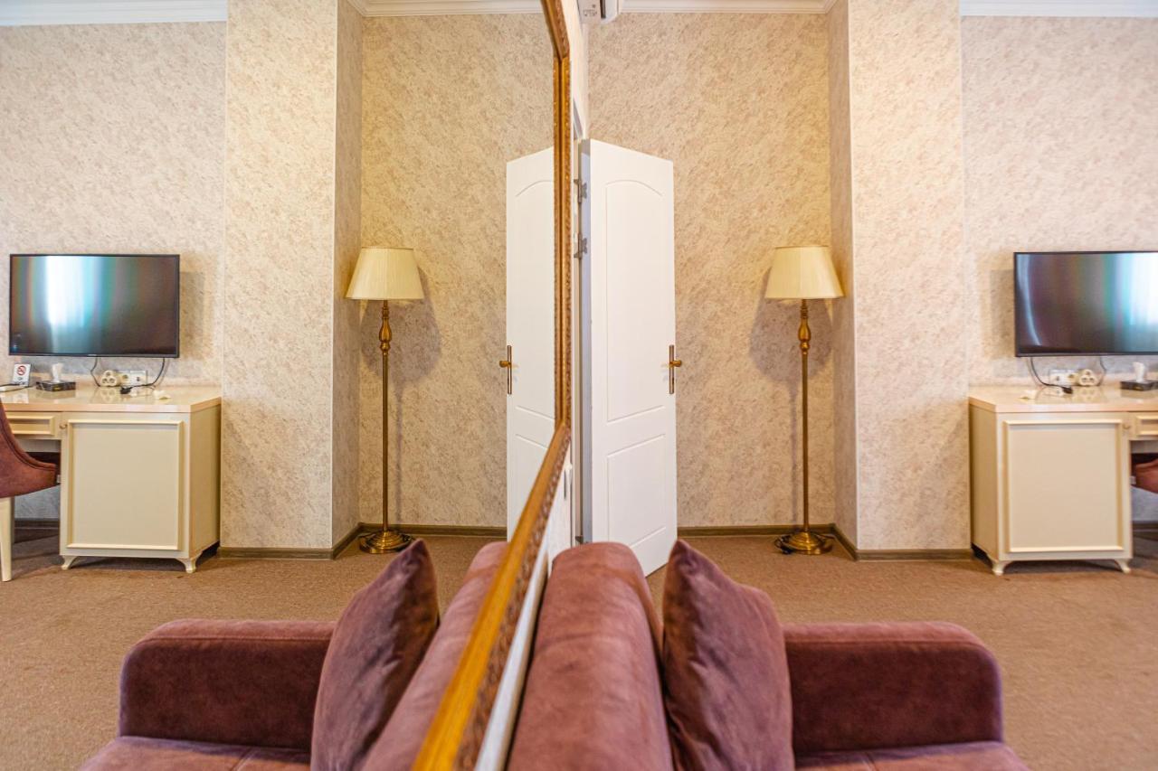 Salam Baku Hotel ภายนอก รูปภาพ