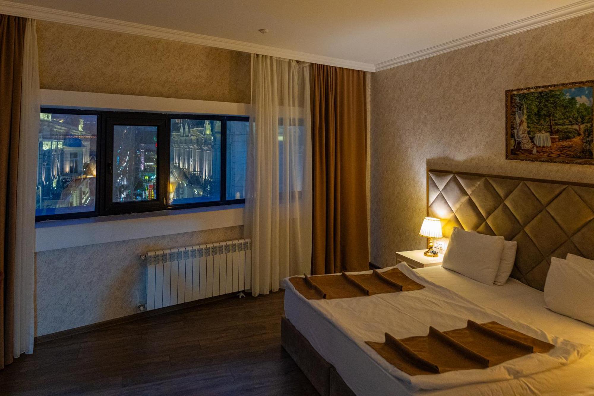Salam Baku Hotel ภายนอก รูปภาพ